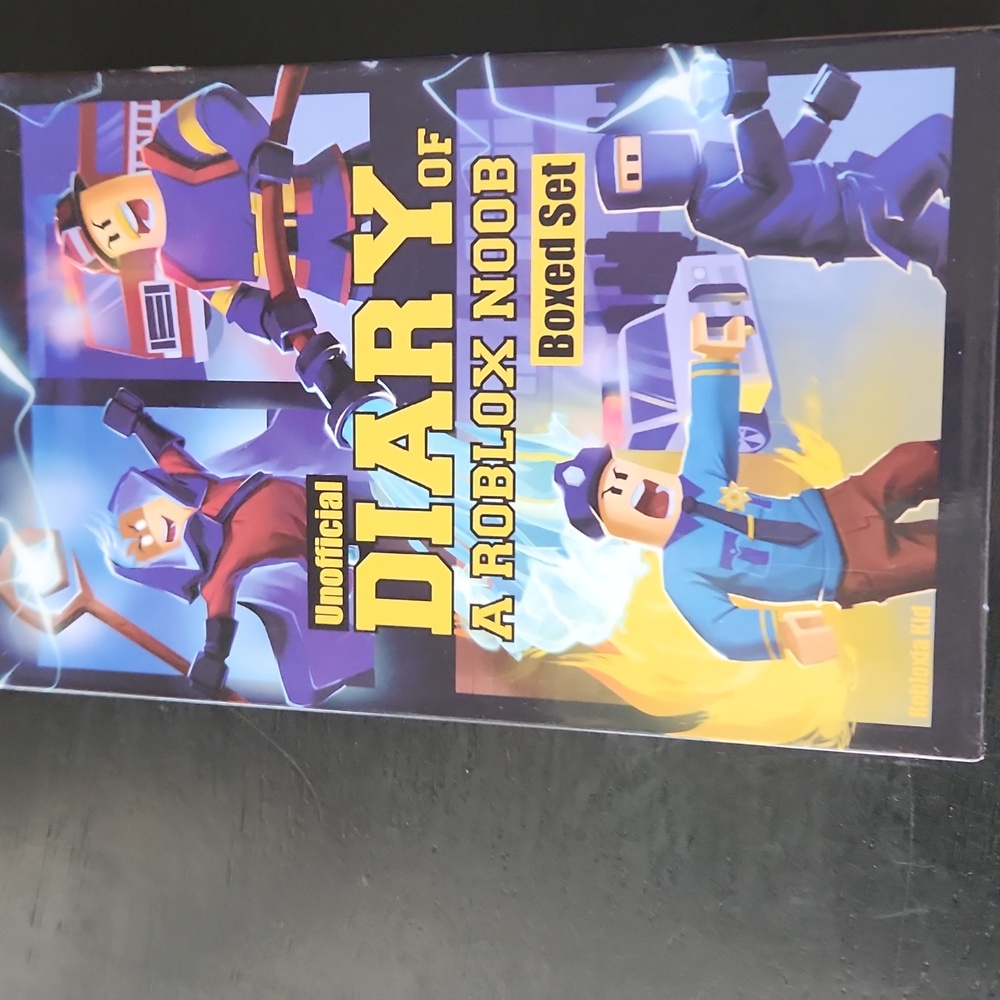 NIB Diary of A Roblox Nood 5 books  Boxed Set 1